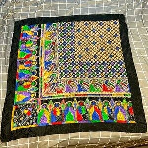 Vintage ornate scarf / throw / whatever else they call these (lmk if you know)!